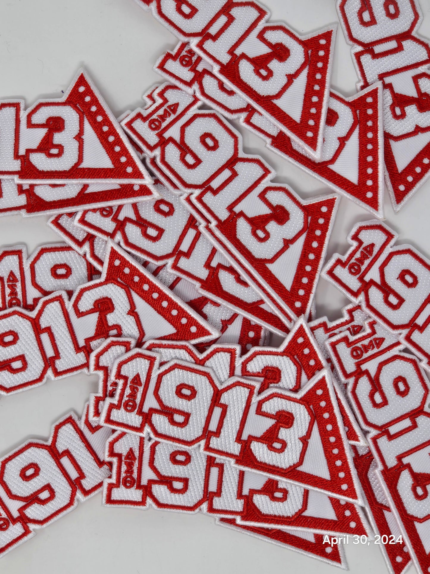 Delta Sigma Theta Sorority Inc., Embroidered Patch - 1913 w/ Pyramid (4X1.75)